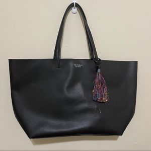 VS Tote